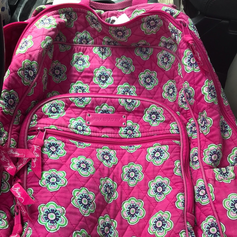 Vera Bradley large backpack 🎒LIKE NEW